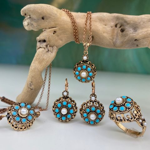 Annemin Favorisi Mardin’in çiçekli mavi seti – Kolye
